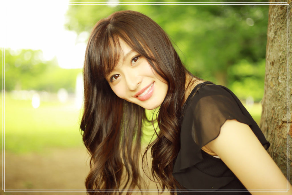 グーダルビタcセラムの成分はニキビやニキビ跡、シミ・そばかすに効果が期待できる